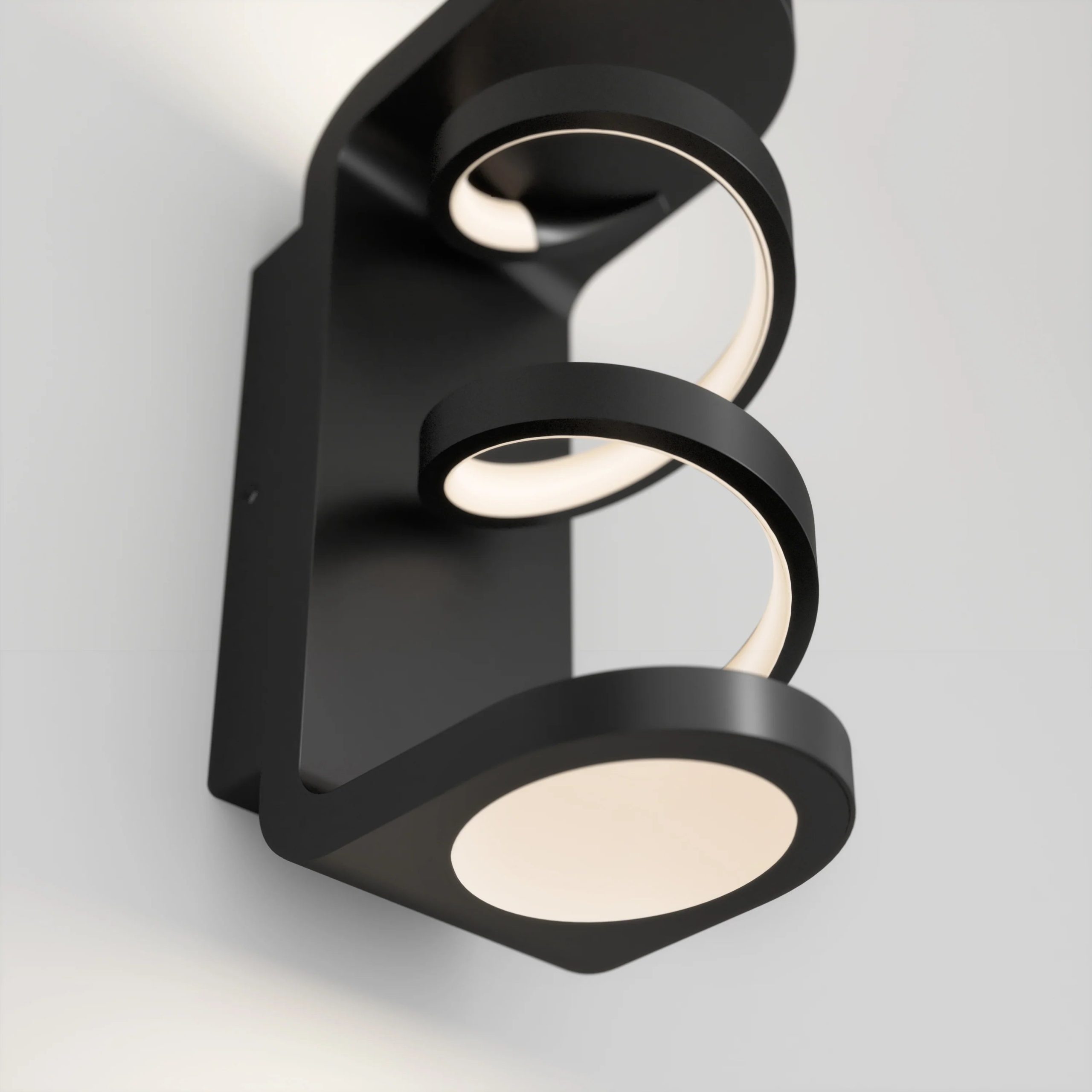 Artika Swirl indoor-outdoor LED wall light - Image 5