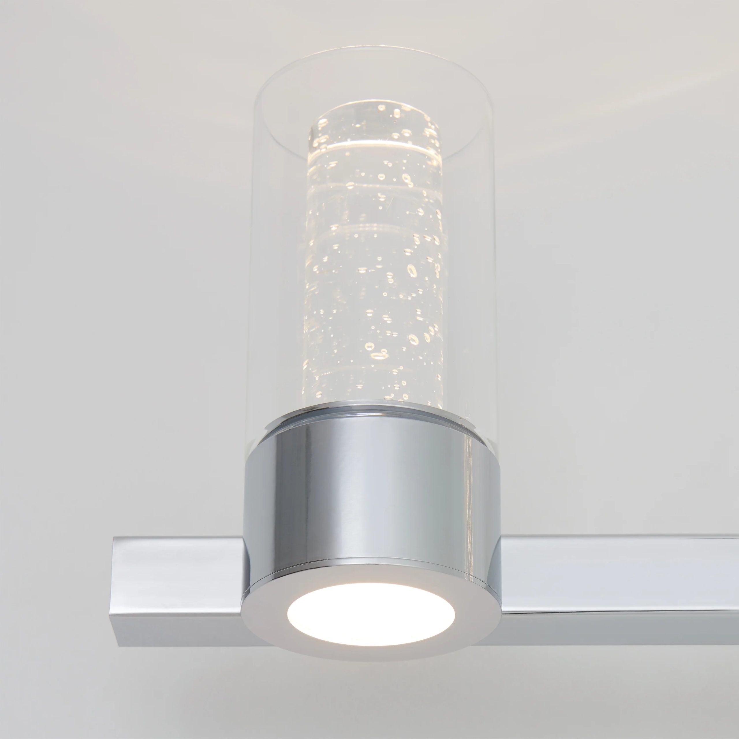 Artika Novello 27-in (69 cm) 3-Light Modern LED Vanity Light for Bathroom - Image 17