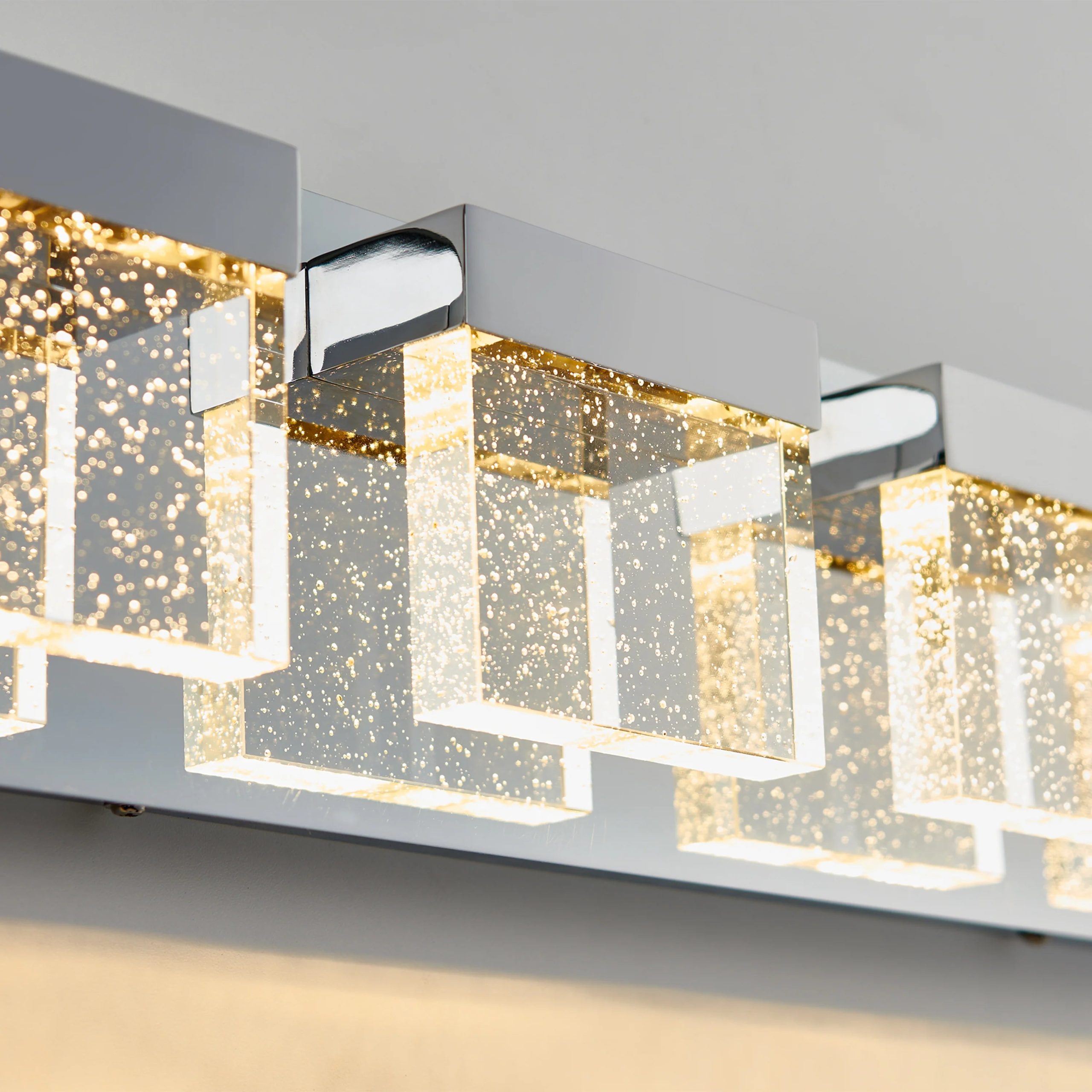 Artika Bubble Cube 24-in (61 cm) 4-Light Modern LED Vanity Light Bar for Bathroom - Image 5
